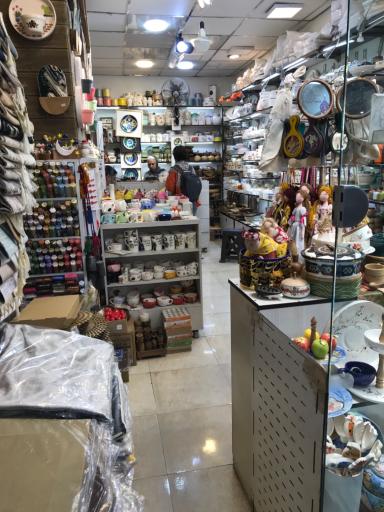 عکس بازار سنتی ستارخان فاز یک