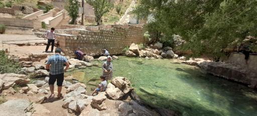 عکس آبشار ده چشمه