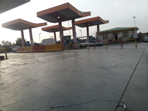 عکس پمپ گاز CNG نگارستان