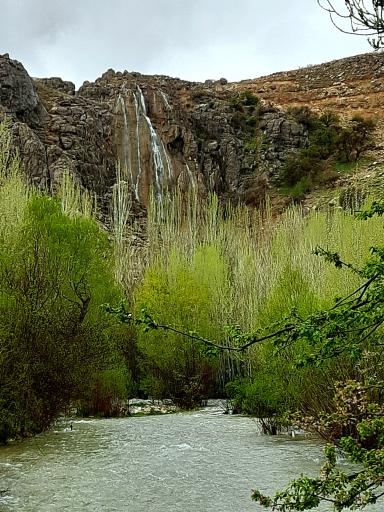 عکس آبشار ده چشمه