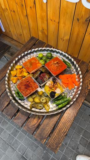 عکس کترینگ پارادایس 
