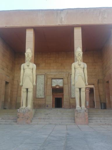 عکس شهرک سینمایی دفاع مقدس