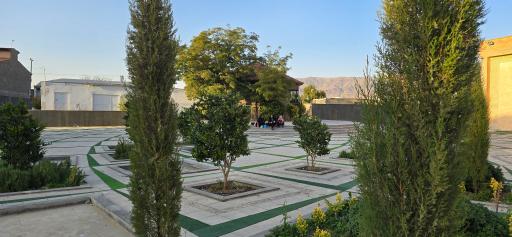 عکس آرامگاه پروفسور حسابی