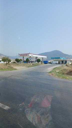 عکس پمپ بنزین آدینه