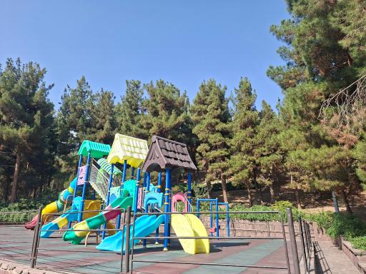 عکس بوستان بانوان حدیدچی دباغ