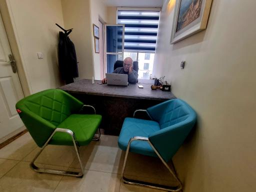 عکس دفتر روان‌شناسی دکتر پوررضائیان