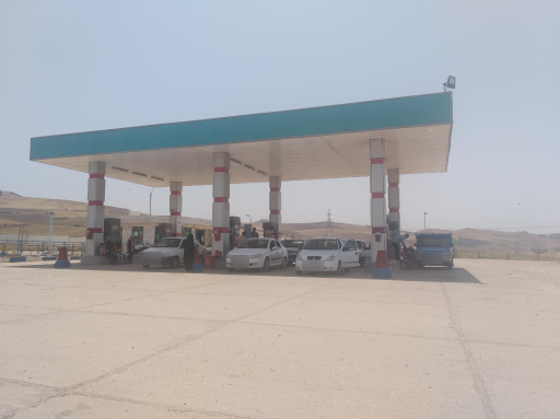 پمپ بنزین آدینه