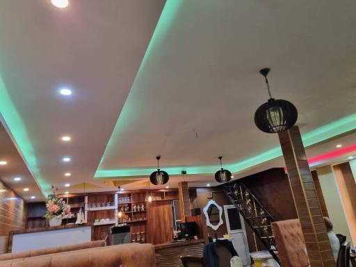 عکس رستوران غذای ایرانی الشن 