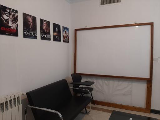 عکس آموزشگاه سینمایی کوروش