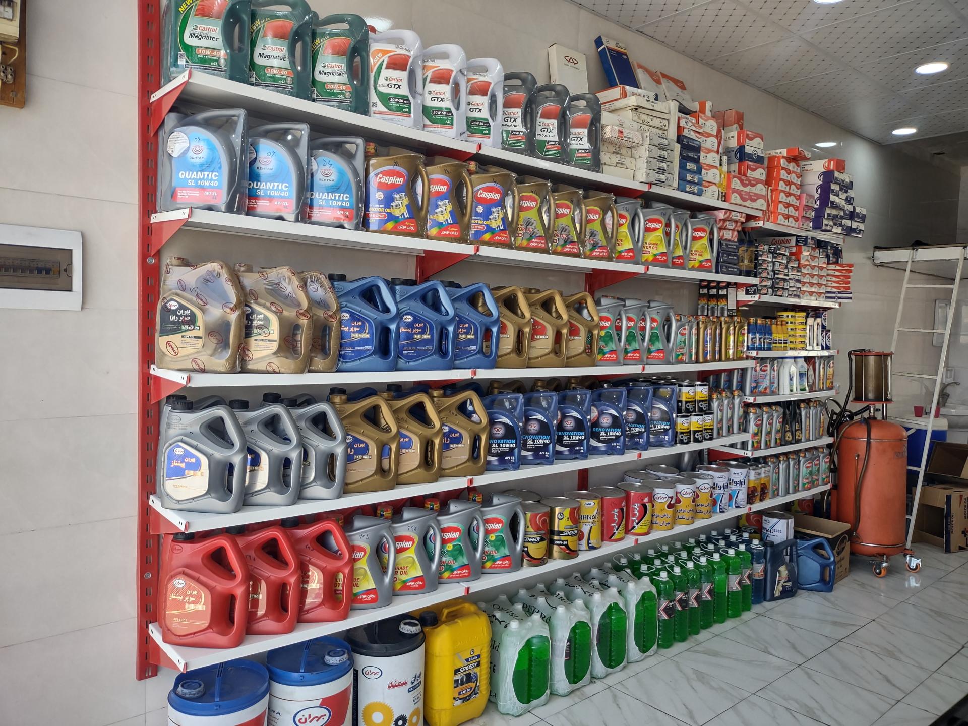 عکس اتوسرویس و تعویض روغن پارسا