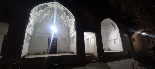 عکس گنبد مشتاقیه