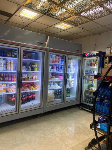 عکس سوپرمارکت علی عقیل