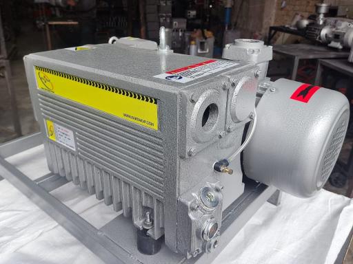 عکس پمپ وکیوم فرتاک (فرتاک صنعت شریف)