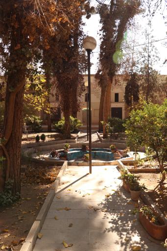 گنبد مشتاقیه