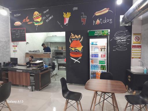 عکس فست فود دلاوی