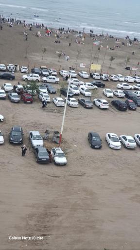 عکس پارکینگ عمومی شهربازی رامسر