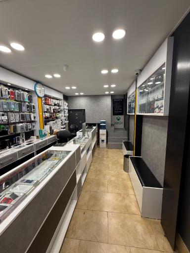 عکس موبایل پل ارتباطات