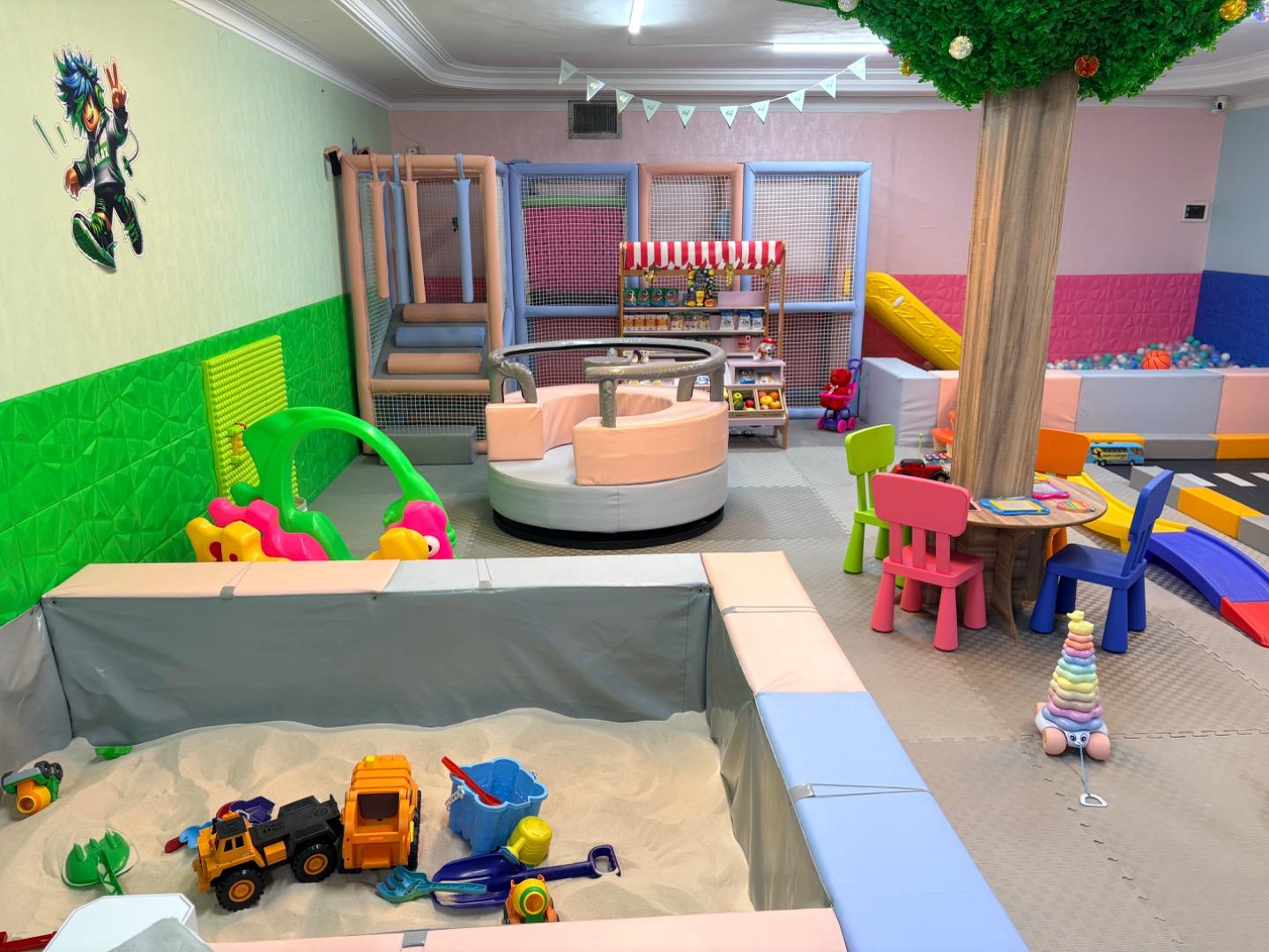 عکس خانه بازی پاستیلا