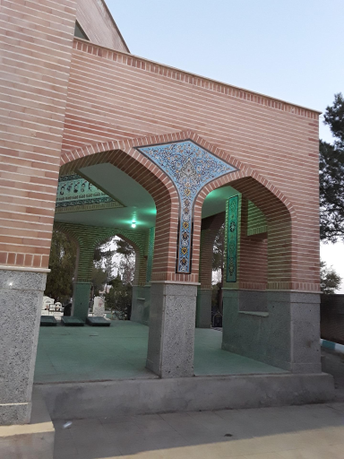 عکس گلزار شهدای کربکند 