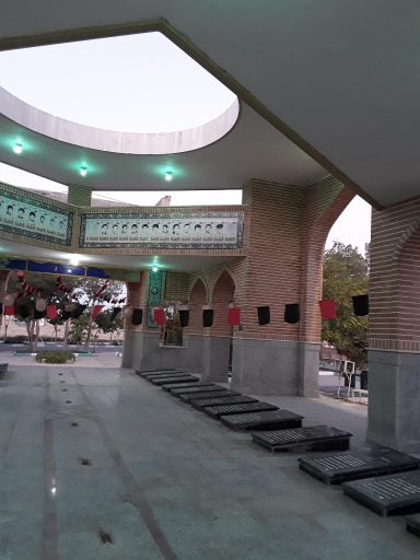 عکس گلزار شهدای کربکند 