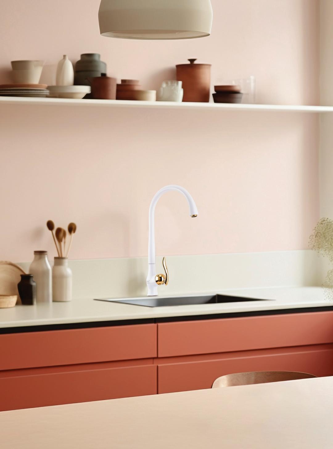 عکس شیرآلات بهداشتی فیروزه