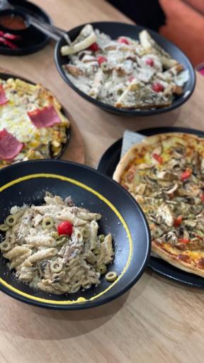 عکس کافه رستوران ریانا 