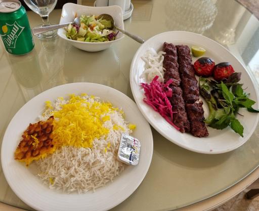 تالار رستوران حاج رحیم