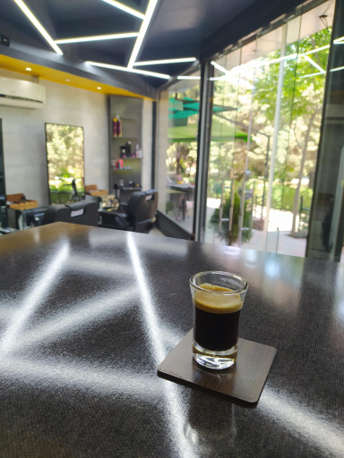 عکس آرایشگاه مردانه ویزارد