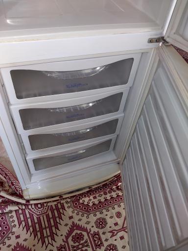 عکس تعمیرات یخچال فریزر  رضا عارف