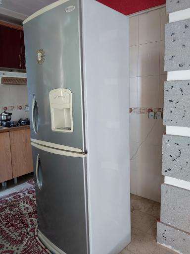 عکس تعمیرات یخچال فریزر  رضا عارف