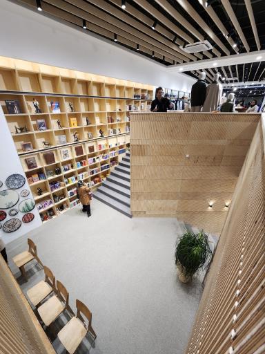 عکس دپارتمان استور لبازا