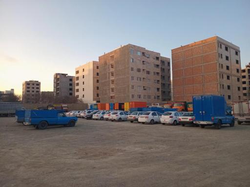 عکس پارکینگ شبانه روزی هما