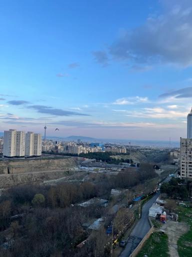 عکس برج دانش