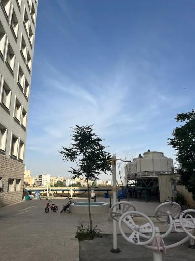 عکس برج دانش