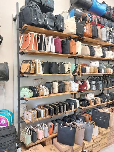 عکس کیف و کفش آراز