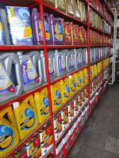 عکس اتوسرویس و لاستیک فروشی حسین