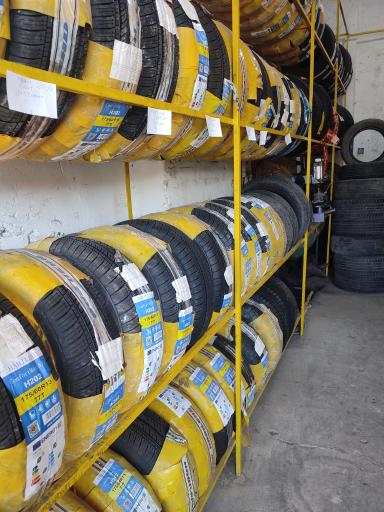 عکس اتوسرویس و لاستیک فروشی حسین