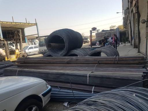 عکس فروشگاه آهن‌ آلات