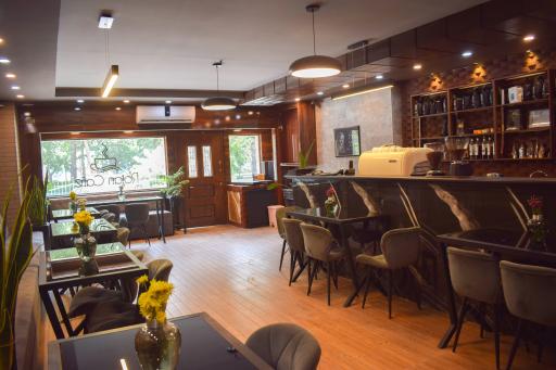 عکس کافه روژان