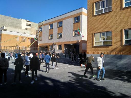 دبیرستان دمیرچی « مطهری سابق»