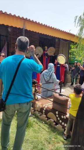 عکس گلاب گیری حاج صدیف