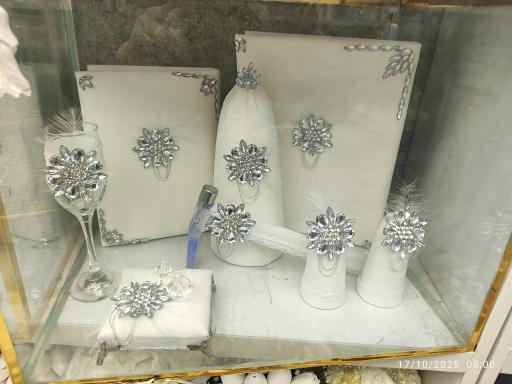 لوازم بله برون و بادکنک آرایی بلوبالونز