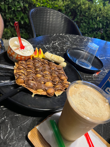 عکس بولداگ کافه