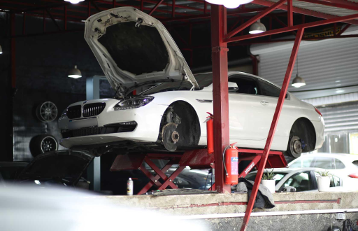 عکس تعمیرگاه بی ام و ژرمن مانستر