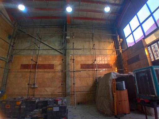 عکس لارآ داربست