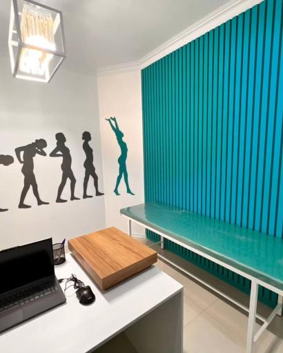 عکس پزشکی ورزشی و بازتوانی شاهین