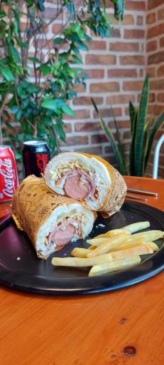 عکس فست فود دیلیمو