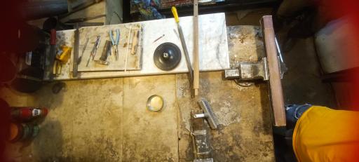 عکس کارگاه ساخت ساز مجذوب