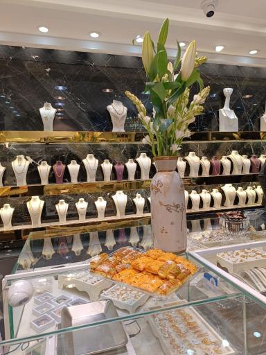 عکس گالری طلا جواهر مدیسا