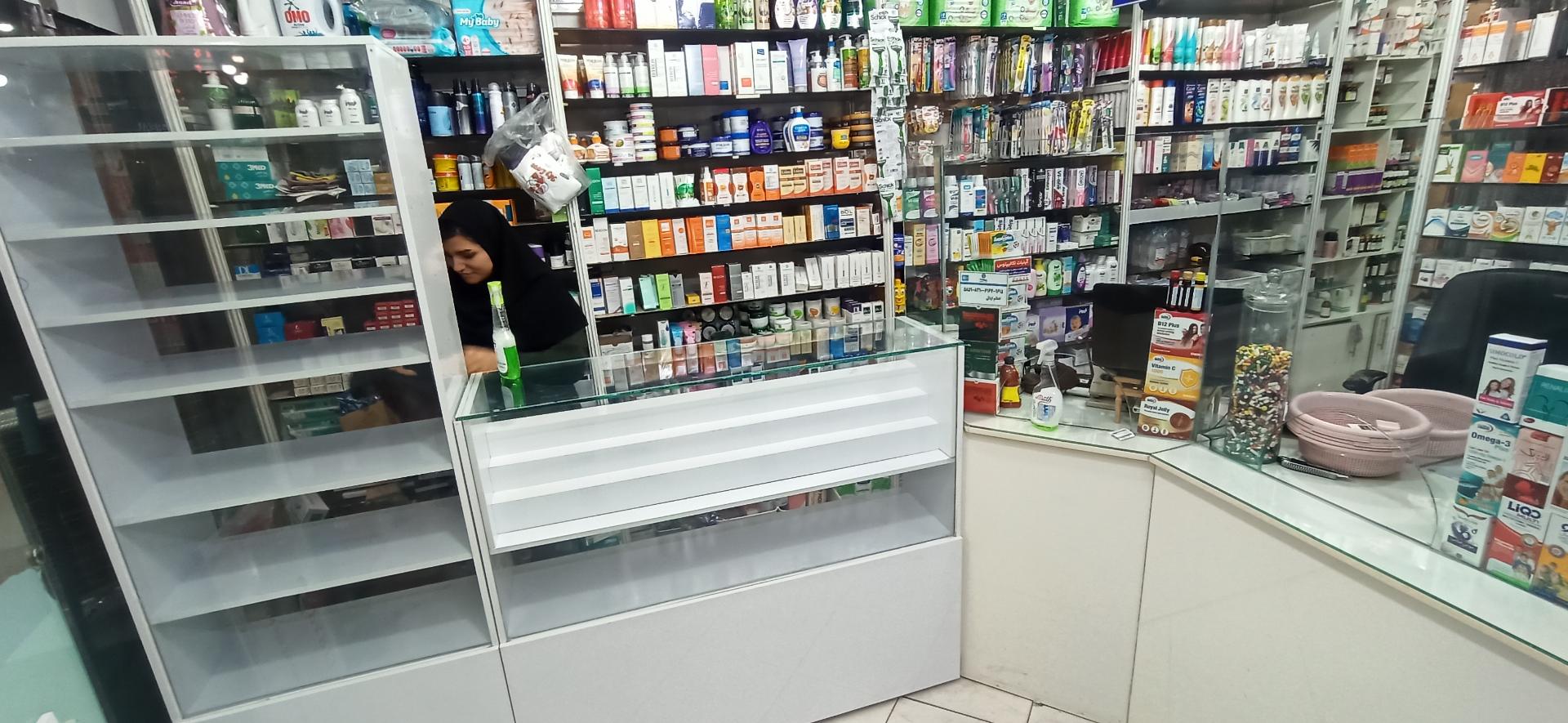 عکس داروخانه دکتر اردالی 